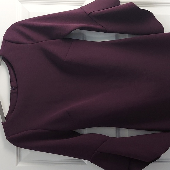 Vince Camuto Burgundy Dress    Tulip sleeve size 0 Mother of Bride. Wedding - Picture 1 of 7